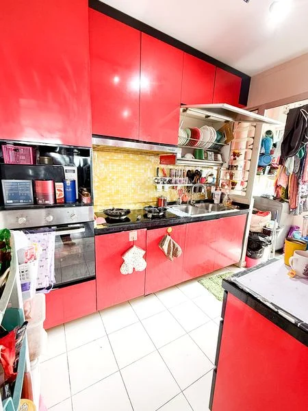 3 Room (3A) HDB for Sale in  55 Teban Gardens Road - Image 1