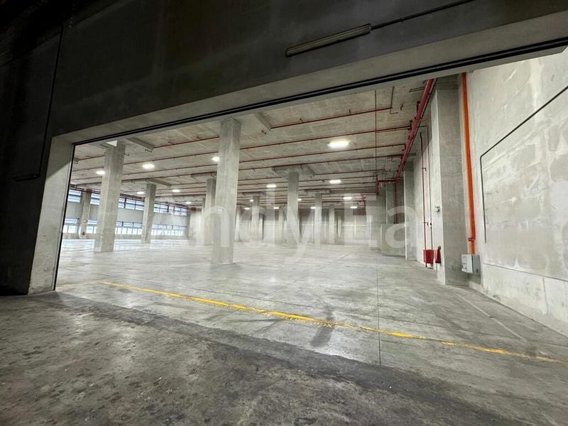 Factory / Workshop (B2) for Rent: 5 Toh Guan Road East - Image 4