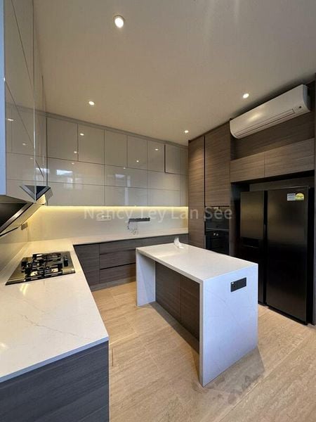 6 Bed Bungalow (Landed) for Rent in  Jalan Siantan - Image 10