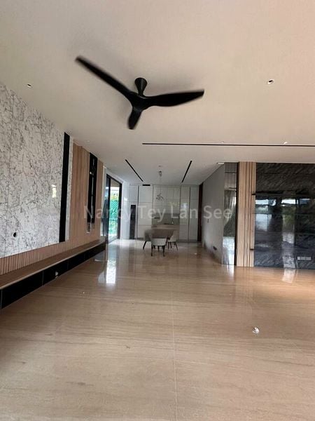 6 Bed Bungalow (Landed) for Rent in  Jalan Siantan - Image 15