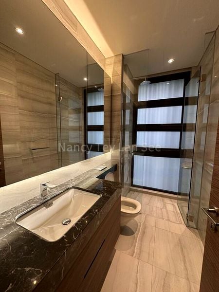 6 Bed Bungalow (Landed) for Rent in  Jalan Siantan - Image 5