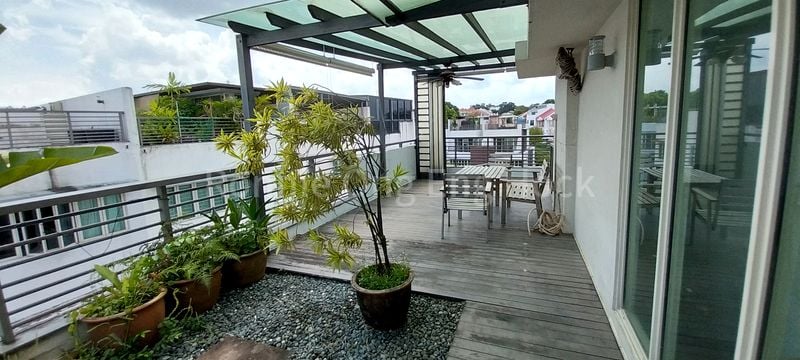 6 Bed Corner Terrace (Landed) for Sale in  Mimosa Terrace - Image 11