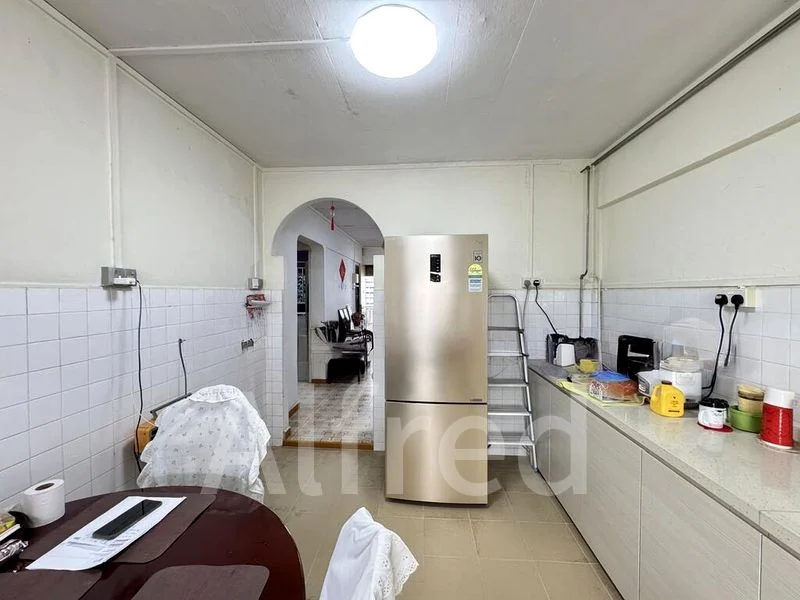 3 Room (3NG) HDB for Sale in  365 Clementi Avenue 2 - Image 2