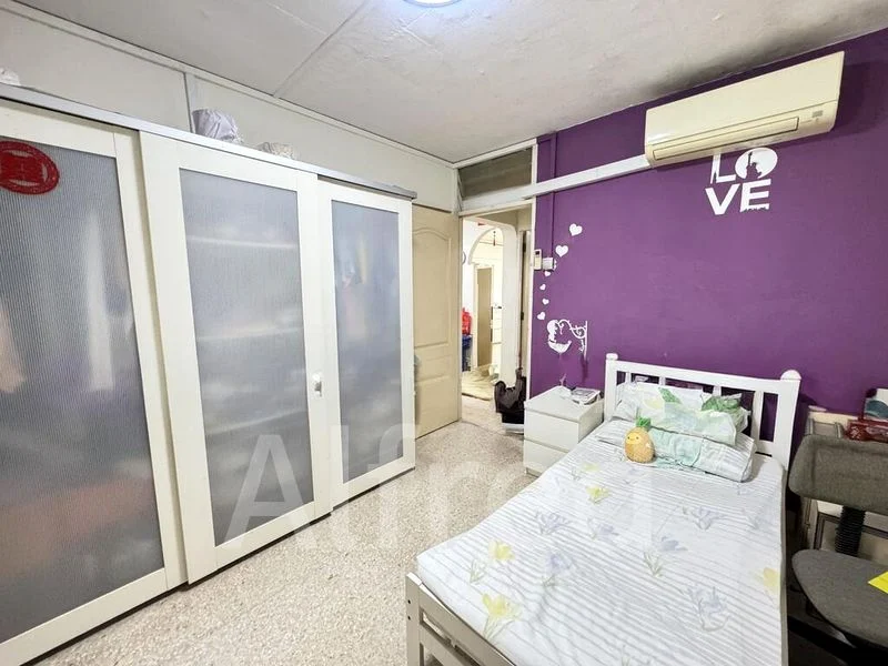 3 Room (3NG) HDB for Sale in  365 Clementi Avenue 2 - Image 4