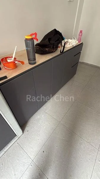 3 Room (3NG) HDB for Rent in  218 Serangoon Avenue 4 - Image 1