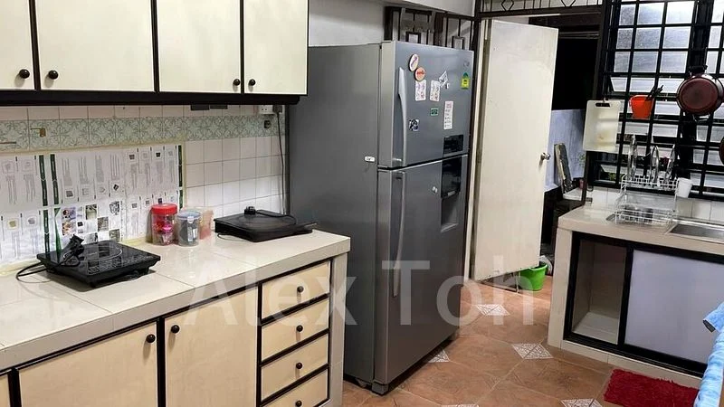 Room (Landed) for Rent in  Dairy Farm Residences - Image 3