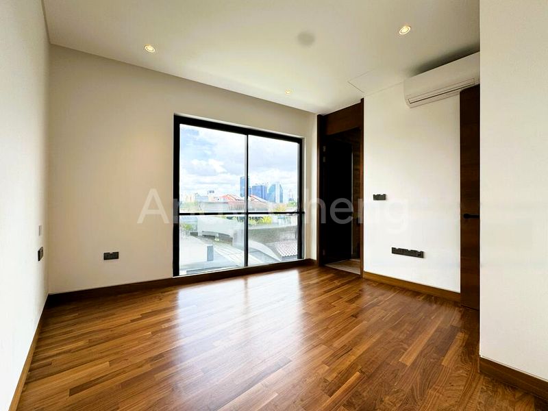 5 Bed Corner Terrace (Landed) for Sale in  Whitley Road - Image 2