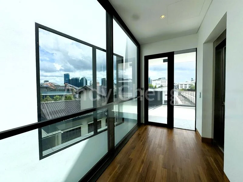 5 Bed Corner Terrace (Landed) for Sale in  Whitley Road - Image 1