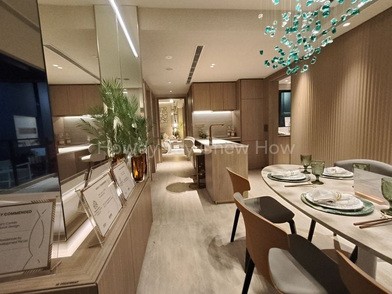 3 Bed Condo for Sale in Arina East Residences - Image 4