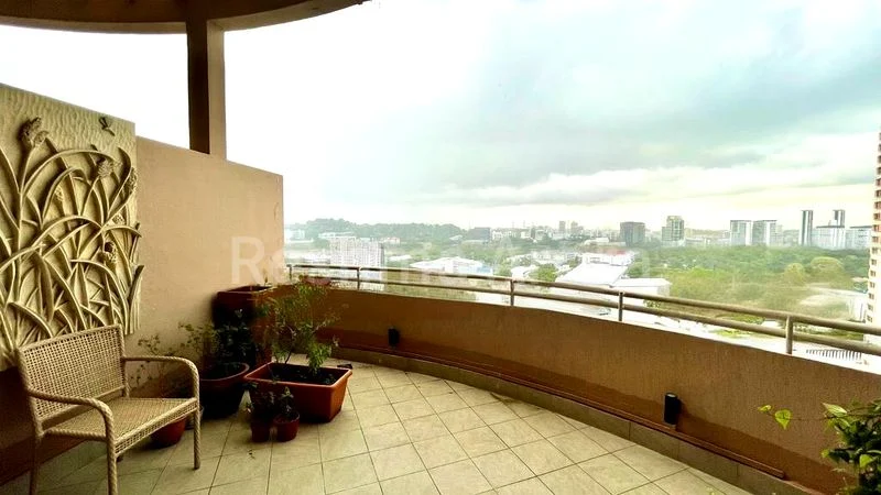 4+1 Bed Condo for Rent in  Heritage View - Image 6