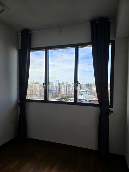 1 Bed Apartment (Condo) for Sale in  Stirling Residences - Image 2