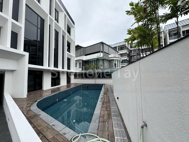 5 Bed Bungalow (Landed) for Sale in Strathmore Avenue - Image 10