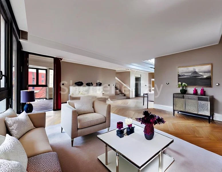 5 Bed Bungalow (Landed) for Sale in Strathmore Avenue - Image 1