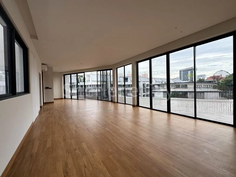 5 Bed Bungalow (Landed) for Sale in Strathmore Avenue - Image 7