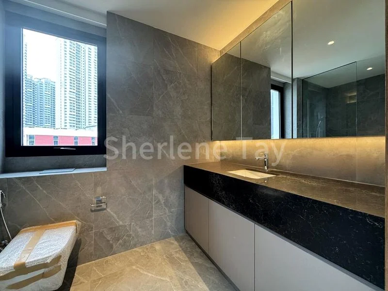 5 Bed Bungalow (Landed) for Sale in Strathmore Avenue - Image 8