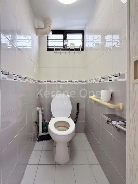 3 Room (3I) HDB for Sale in  1 Hougang Avenue 3 - Image 4