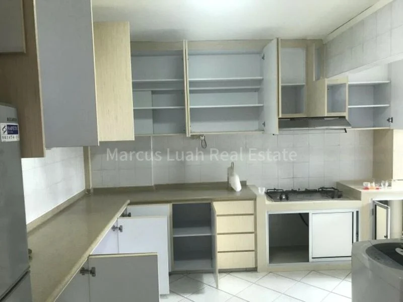 5 Room (5I) HDB for Rent in  526 Jelapang Road - Image 4