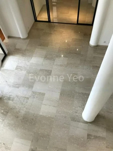 3 Bed Condo for Rent in  The Colonnade - Image 2