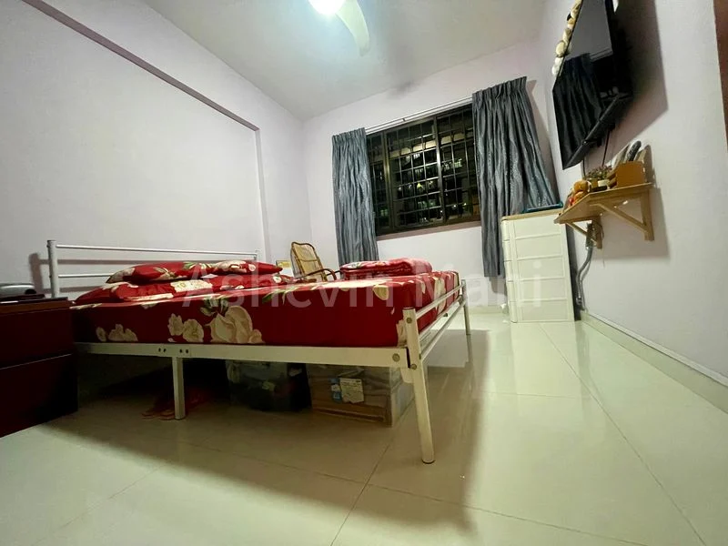 5 Room (5I) HDB for Sale in  686B Choa Chu Kang Crescent - Image 6