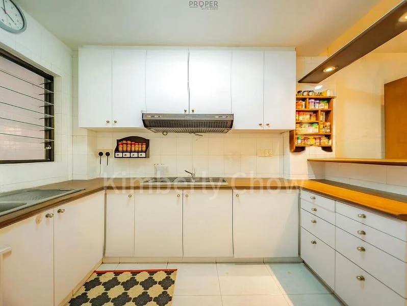 4 Bed Corner Terrace (Landed) for Sale in  Capitol Park - Image 6