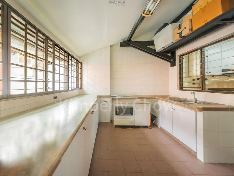 4 Bed Corner Terrace (Landed) for Sale in  Capitol Park - Image 7