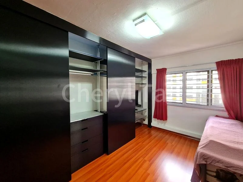 Common Room (HDB) for Rent in  327 Ang Mo Kio Avenue 3 - Image 1