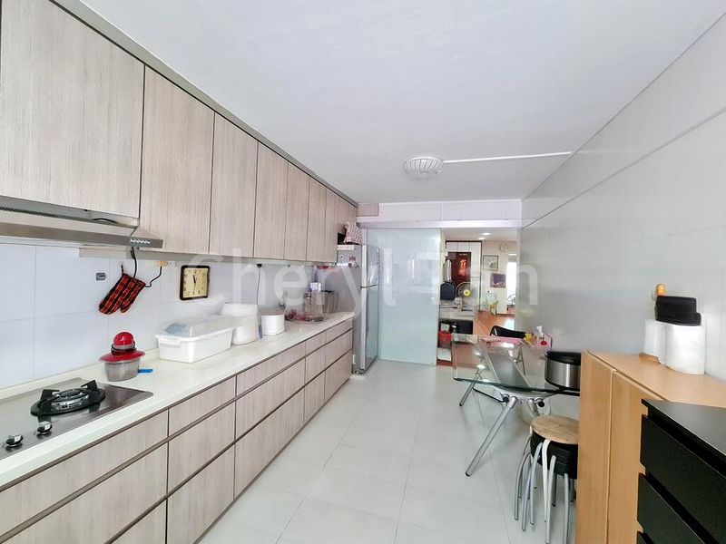 Common Room (HDB) for Rent in  327 Ang Mo Kio Avenue 3 - Image 4