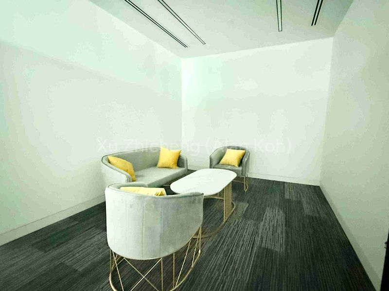 Office for Rent in UIC Building - Image 12