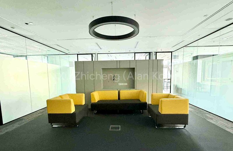 Office for Rent in UIC Building - Image 8