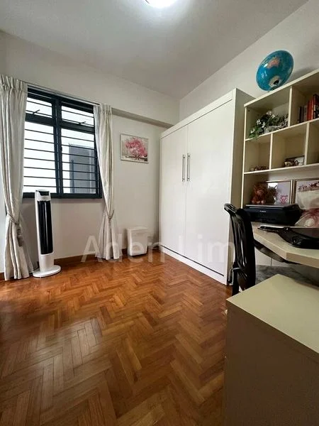 3 Bed Condo for Rent in  Regentville - Image 4