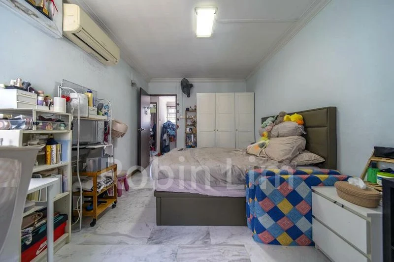4 Room (4A) HDB for Sale in  806 Yishun Ring Road - Image 4