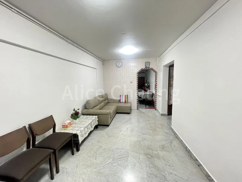 Common Room (HDB) for Rent in  112 Ang Mo Kio Avenue 4 - Image 4