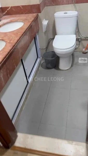 Master Room (Condo) for Rent in  Changi Court - Image 5