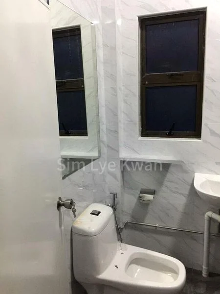 Room (Landed) for Rent in  1A Sing Joo Walk - Image 5