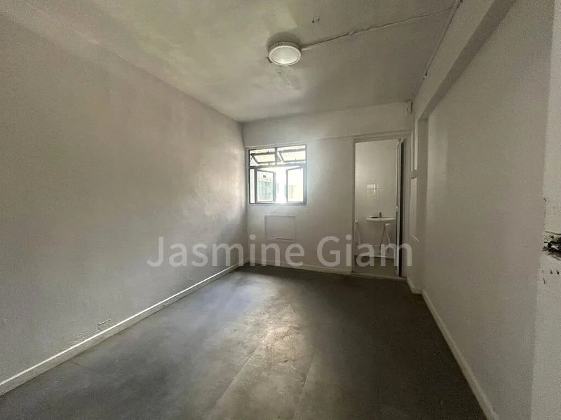 4 Room (4A) HDB for Rent in  605 Yishun Street 61 - Image 1