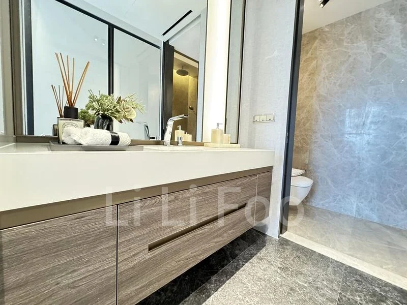 1 Bed Condo for Rent in 19 Nassim - Image 13