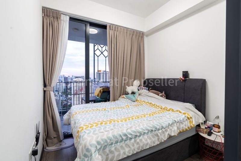 3 Bed Condo for Sale in Gem Residences - Image 6