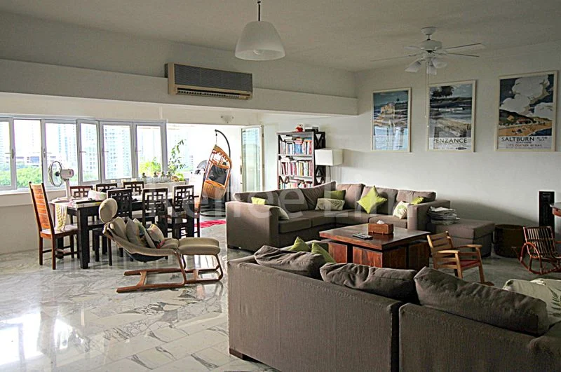 3 Bed Apartment (Condo) for Rent in  Townhouse Apartments - Image 1