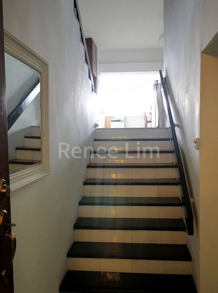 3 Bed Apartment (Condo) for Rent in  Townhouse Apartments - Image 4