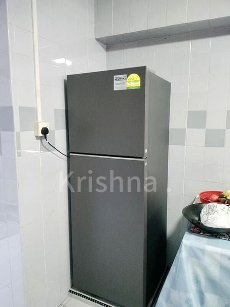 Common Room (HDB) for Rent in  35 Lorong 5 Toa Payoh - Image 2