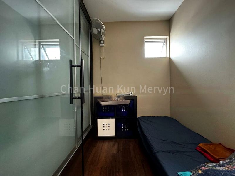 5 Room (5A) HDB for Sale in 847 Jurong West Street 81 - Image 8