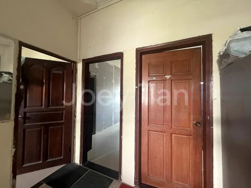 Shop / Shophouse for Sale: Shop house - Image 9