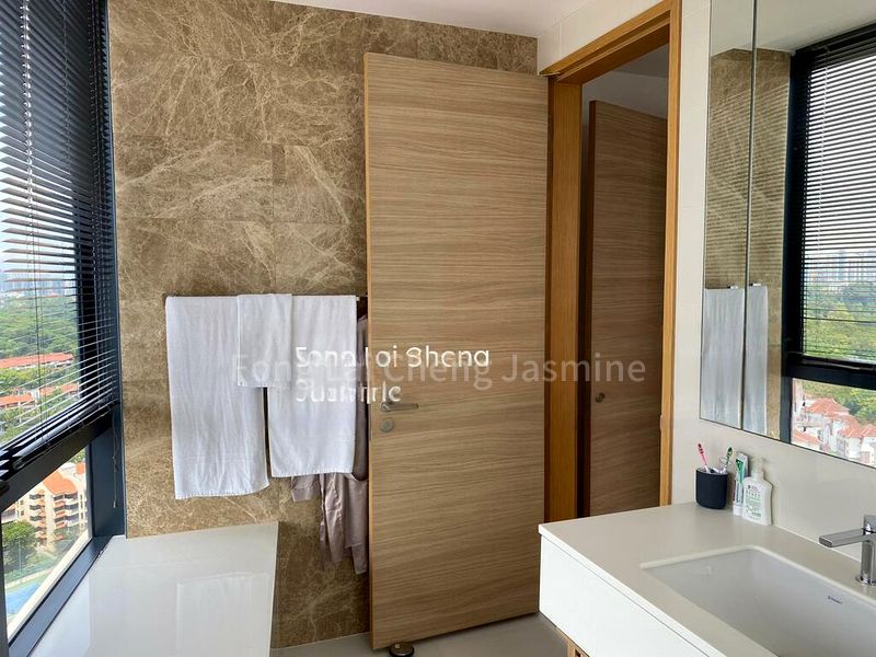 3 Bed Condo for Rent in  D'leedon - Image 8