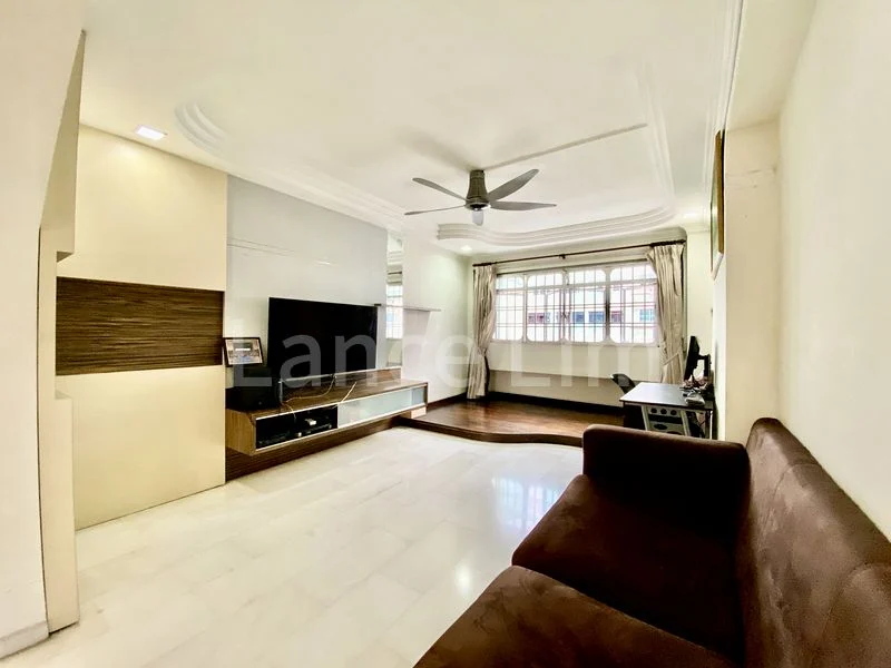 Maisonette HDB for Sale in  789 Woodlands Avenue 6 - Image 2