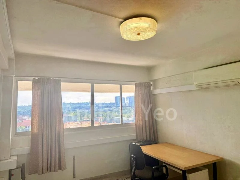 4 Room (4I) HDB for Rent in  168A Queensway - Image 8