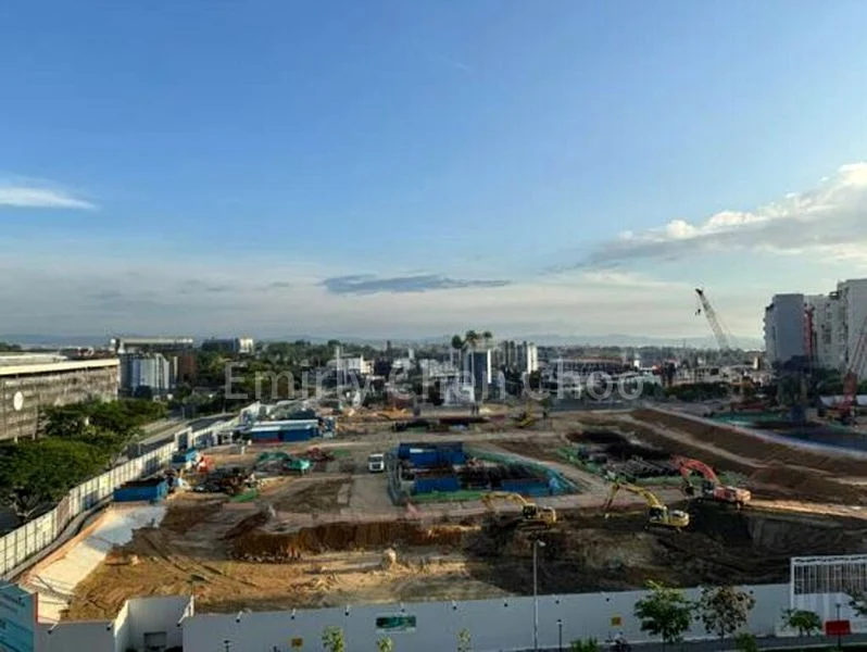 3 Bed Executive Condo for Sale in  Jalan Loyang Besar - Image 1