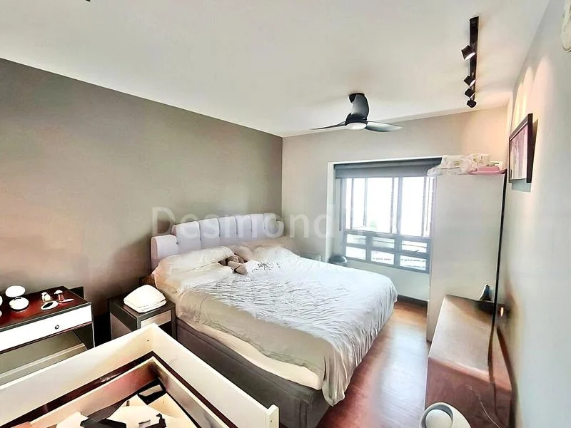 Premium HDB for Sale in  87 Dawson Road - Image 4