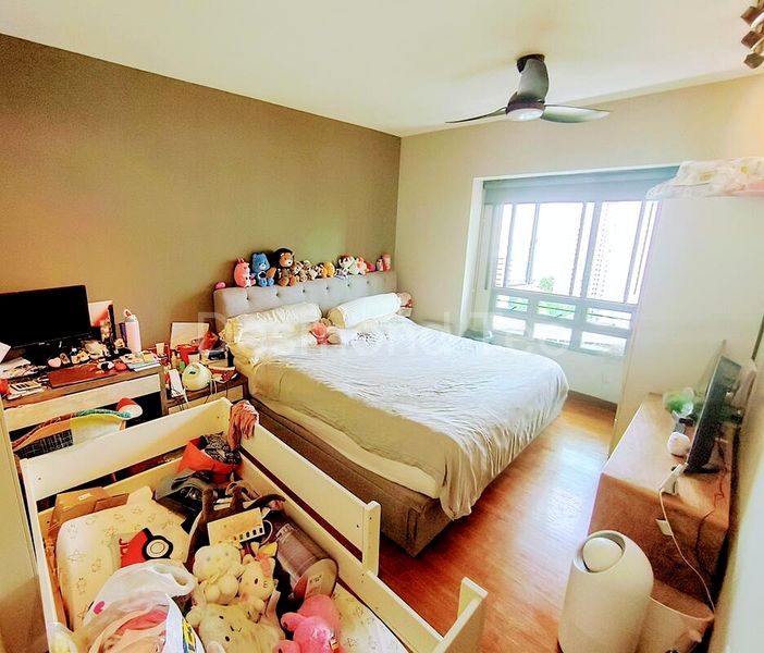 Premium HDB for Sale in  87 Dawson Road - Image 10