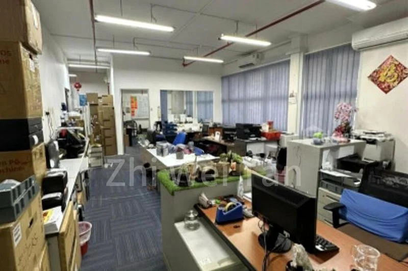 Light Industrial (B1) for Rent: Cititech Industrial Building - Image 3