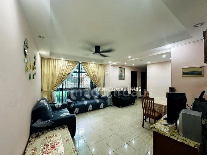 Premium HDB for Sale in  689E Woodlands Drive 75 - Image 1